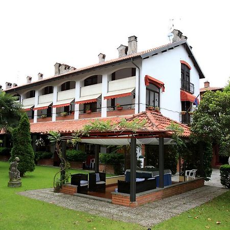 Il Castello B&B 바랄로 폼비아 외부 사진